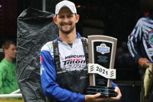 Adam Hamann of Prairie Du Chien Iowa has won the TNT Fireworks BASS Nation Northern Regional o