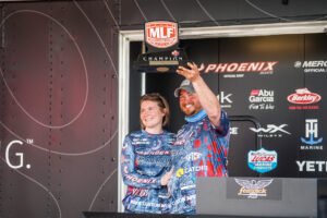 Andy Newcomb wins MLF on Grand Lake