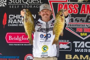 Christian Ostrander Moves into Mohave Lead at BAM Super 60 | Bass Angler Magazine