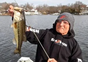 Hall of Fame angler Ned Kehde going gloveless on a frosty winter day