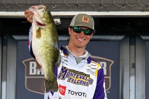 Huge kicker pushes Fothergill to Bassmaster Open Victory at Eufaula