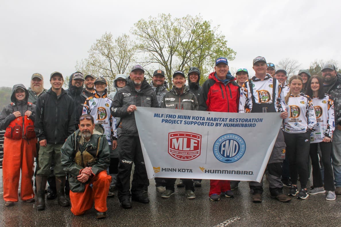 Local Volunteers MLF Pros and Fisheries Management Division to Deploy Artificial Fish Habitat into Center Hill Reservoir