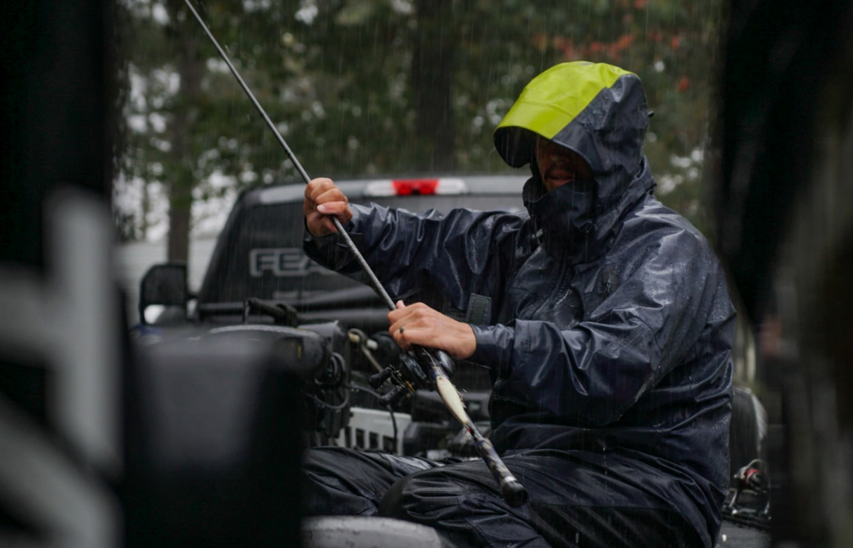 Mustang Survival Holiday Gift Guide For The Angler Bass Angler Magazine