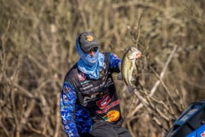 Ott DeFoe wins MLF on Sam Rayburn