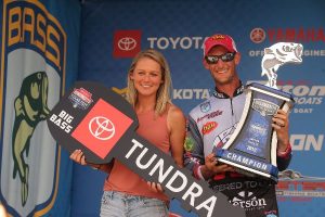 brandon cobb wins on lake fork