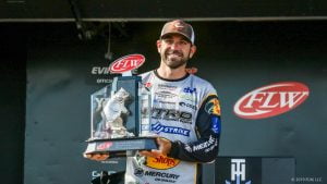 casey scanlon wins flw at champlain